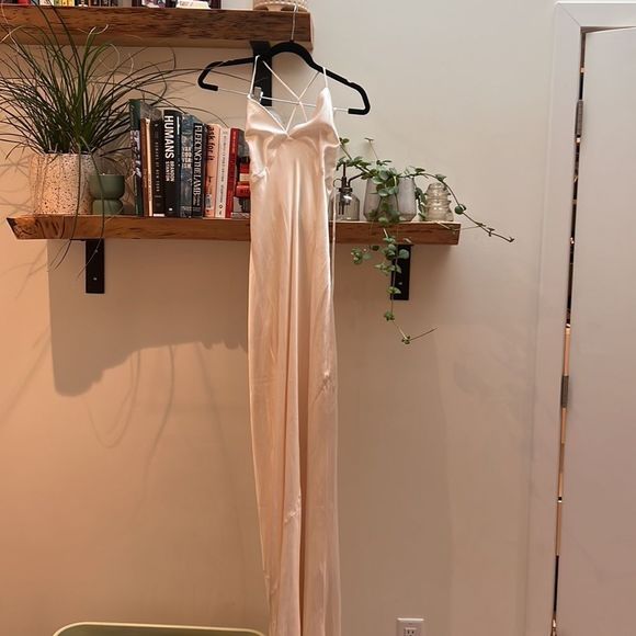 🌟 Park & Fifth Davenport Bridal Dress - Ivory - NWT, Size S - Low Cut Back 🌟 - Picture 9 of 12